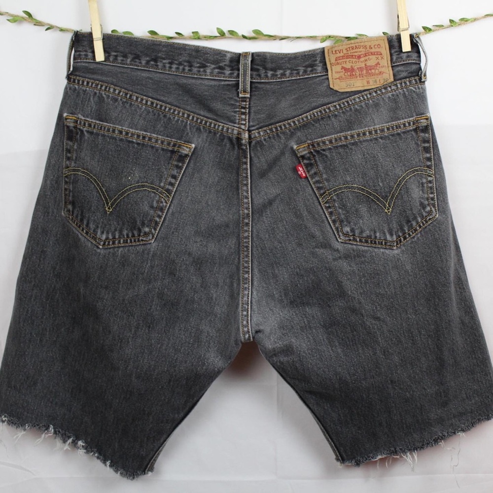 501 Levi’s Cutoffs